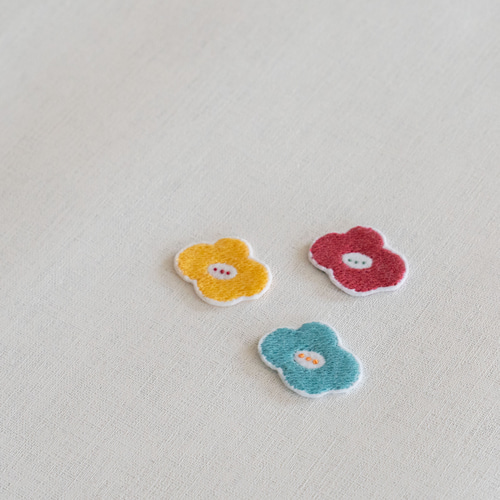ワッペン 刺繡ワッペン「春の小さなお花達3点セット」 ワッペン