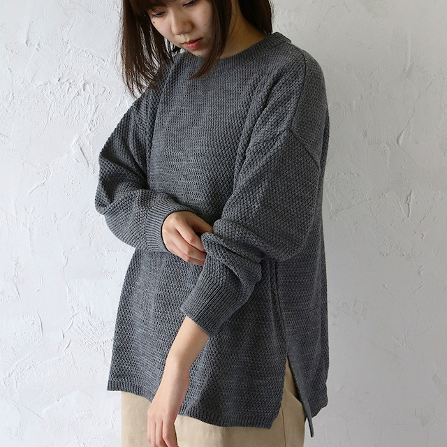 カノコ柄クルーネックセーター