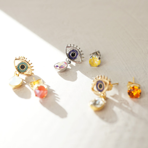 おめめ（瞳）のピアス/アシンメトリー《281_01》 ピアス