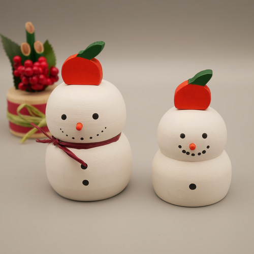 鏡もちにもなる☆冬のもっちりスノーマン 鏡餅 木工クラフト・漆塗り