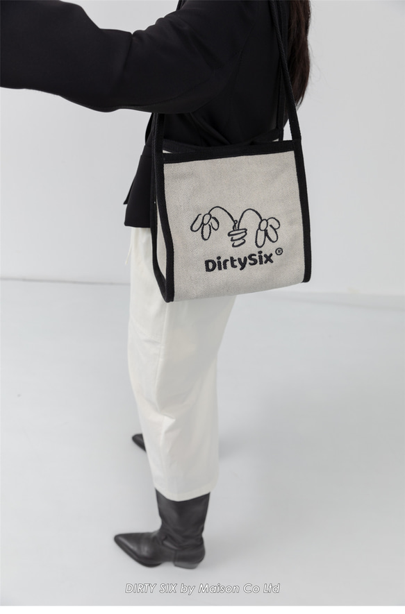 黑白塗鴉 海德爾便當包 刺繡帆布單肩包 通勤約會托特包購物袋 第5張的照片