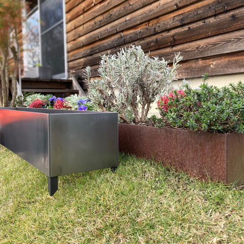 鉄の花だんプランター 750mm アイアン 一輪挿し・花瓶・花器 hachiya