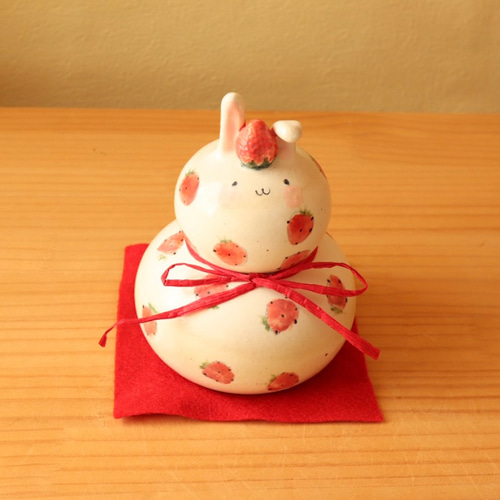 新品【やまぐちあさこ】粉引きイチゴうさぎの鏡餅(大) 粉引きイチゴうさぎの鏡餅(大) 鏡餅 やまぐちあさこ。 通販 15127288