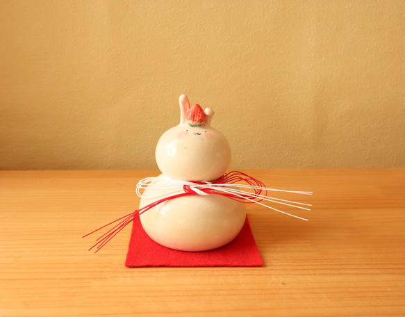 粉引きイチゴうさぎの鏡餅(大) 鏡餅 やまぐちあさこ。 的作品 15127323