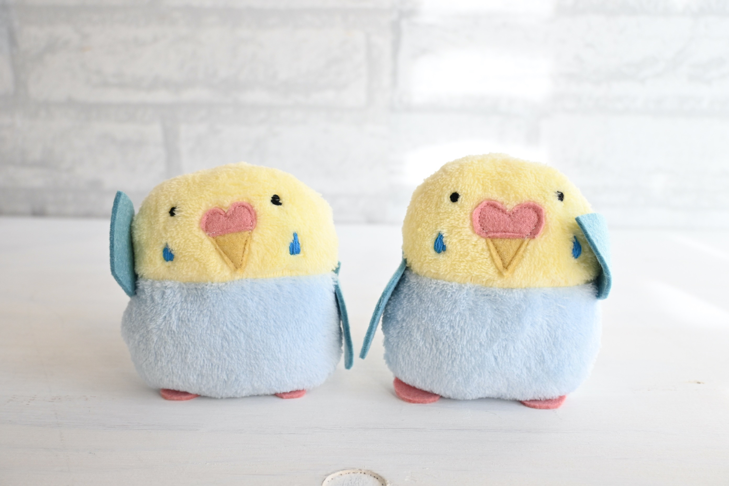 猫ちゃんとインコちゃん　アクリル画