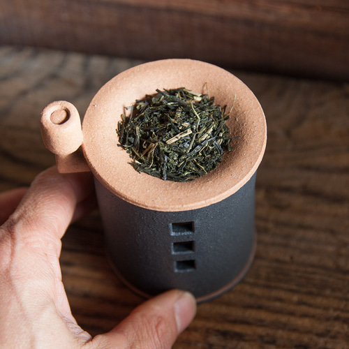 【omusubi様ご予約分】茶香炉（煙突おうち）− ミニ（クロクロ） 茶香炉（煙突おうち）- ミニ（シロ）※抗菌・消臭や風邪予防