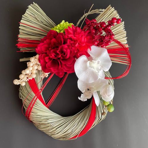 ダリアと胡蝶蘭のしめ縄飾り1点アーティフィシャルフラワー しめ縄