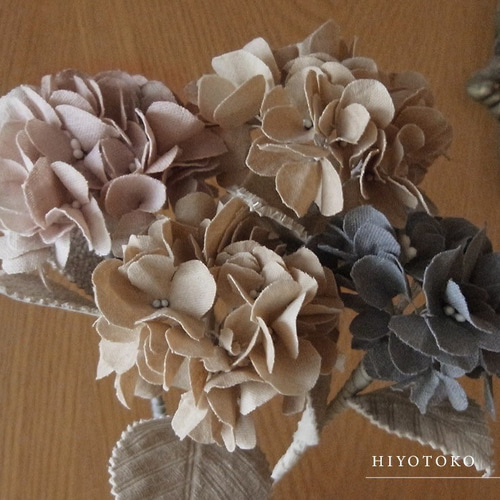 草木染め布花の1本花「紫陽花4種類」 アートフラワー H IYOTOKO