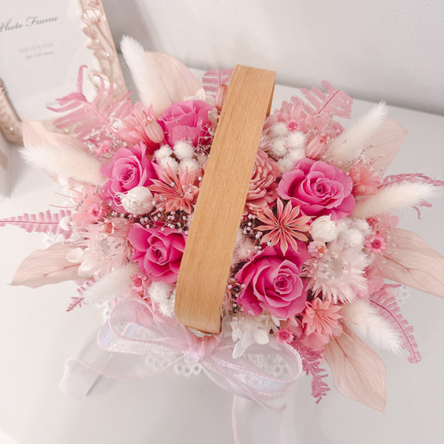 人気】 ローズピンク 華やかな バラ花籠 ✽ 中 バスケット