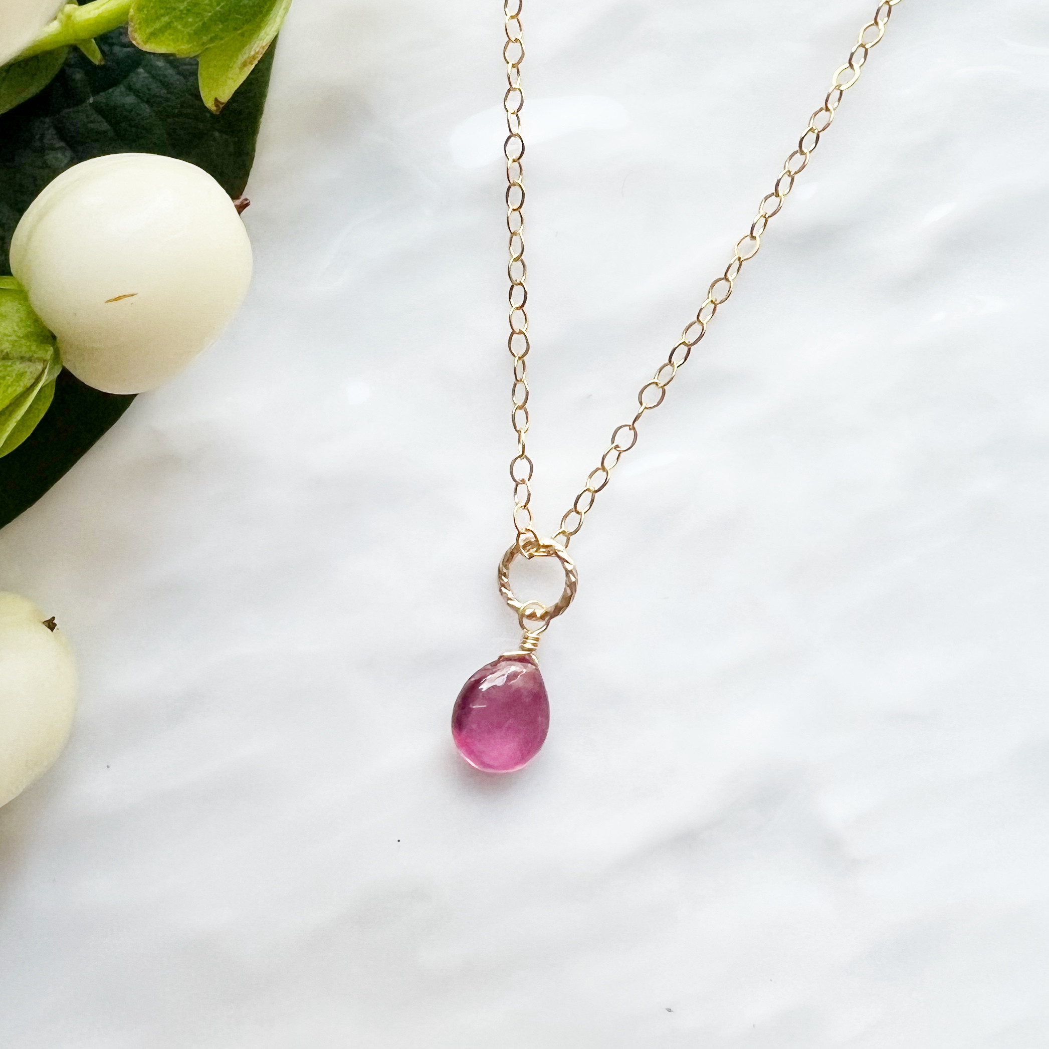 14KGF ルビー ペアシェイプ ネックレス