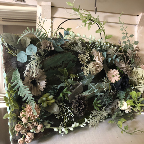 フラワーガーデン、小さなお庭、多肉植物、アンティークフラワー