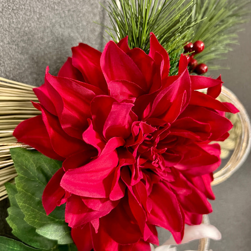 赤いダリアと胡蝶蘭のしめ縄】アーティシャルフラワー しめ縄