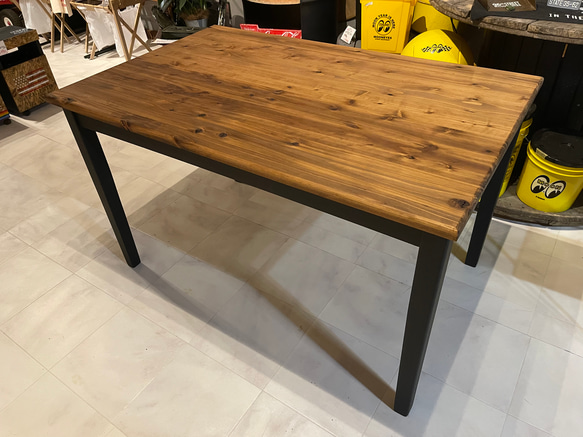 在庫あり　即納　丸テーブル　テーブル　机　ダーク　ブラック　杉　棚　天然木 在庫あり 即納 丸テーブル テーブル 机 ダーク ブラック 杉 棚