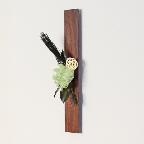 Wall flower 木の壁掛け一輪挿し〜お正月飾り〜 一輪挿し・花瓶・花器