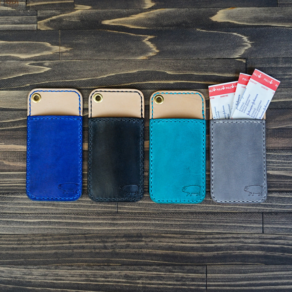 革の絆創膏ケース/プログレ 1枚目の画像