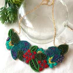 【美品】〈一点物〉ポリクロームジャスパーのビーズ刺繍ネックレス 美品】〈一点物〉ポリクロームジャスパーのビーズ刺繍ネックレス