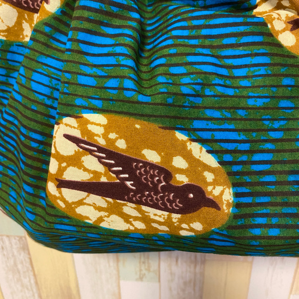 リンググラニーバッグ バンブー アフリカ布 ブルー系 ツバメ柄 3枚目の画像