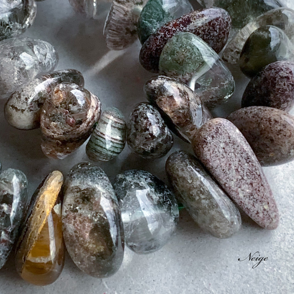 ガーデンクォーツAA+　ミニタンブル　10粒 　天然石パーツ 2枚目の画像