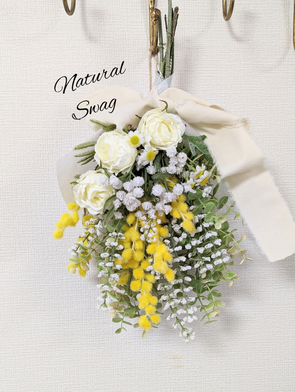 ミモザとかすみ草　白薔薇も可憐なスワッグ アーティフィシャルフラワー（造花）　花束　ブーケ　インテリア 4枚目の画像