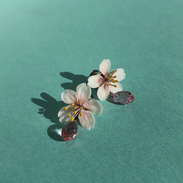 桜のピアス 3枚目の画像