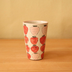 粉引き赤とピンクのイチゴのグランデカップ 6枚目の画像