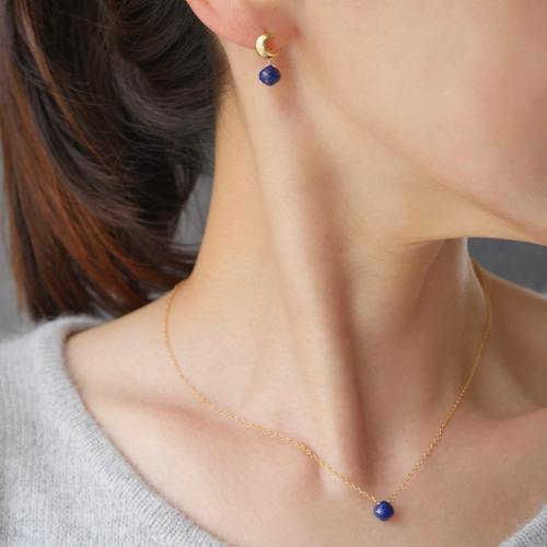 月とラピスラズリのピアス/イヤリングとネックレスセット ピアス