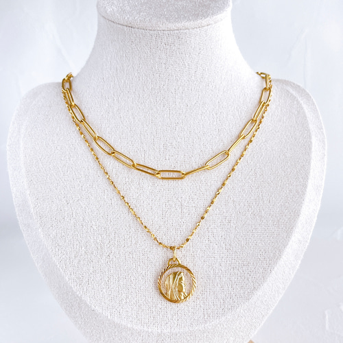 横顔マリア コイン形メダイ Goldネックレス✧スエッジ×オーバル2本