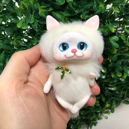 白猫のスピカちゃんぬいぐるみドールアートドール その他人形 白猫のスピカちゃんぬいぐるみドールアートドール その他人形