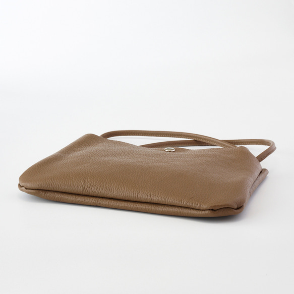 【イタリア革 日本製】 本革シュリンクレザー ショルダーポシェット 【ショルダー長さ自由自在調節可能】 トープ 2枚目の画像