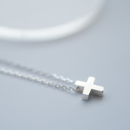 専用ページ ハンドメイド 十字架ネックレス 十字架【ブルー】ネックレスSilver✧サージカルステンレス