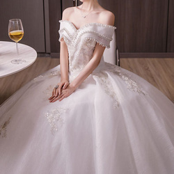 【新品】高級ウェディングドレスオーダーメイド  手縫いスパンコール・真珠 オフショルダー  ビスチェドレス結婚式/二次会 1枚目の画像