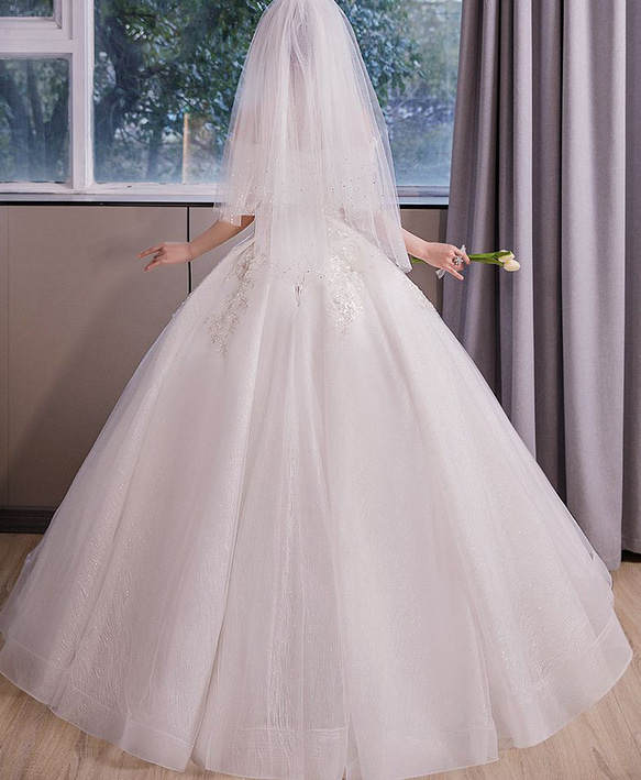 【新品】高級ウェディングドレスオーダーメイド  手縫いスパンコール・真珠 オフショルダー  ビスチェドレス結婚式/二次会 4枚目の画像