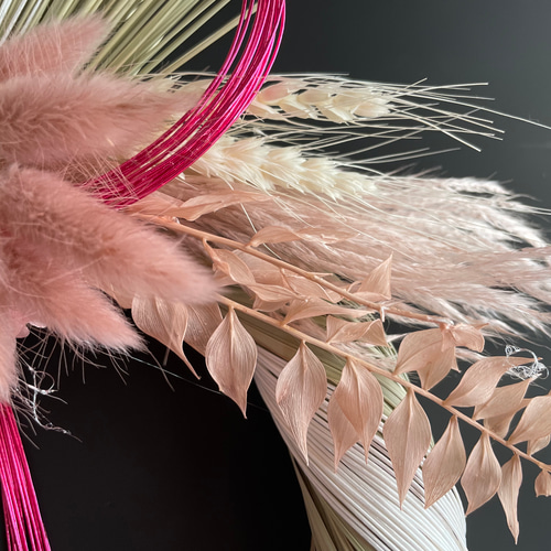 ピンクのソーラー芍薬のしめ縄飾り ドライフラワー お正月飾り しめ飾