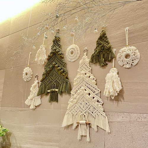 NO．432『マクラメ・クリスマスガーランド・タペストリー』 NO．432『マクラメ・クリスマスガーランド・タペストリー』 マクラメ