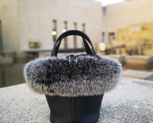 SAGA フォックス ブラック ファーバッグ SAGA フォックス ブラック ファーバッグ ファー バッグ 日本製 SAGA