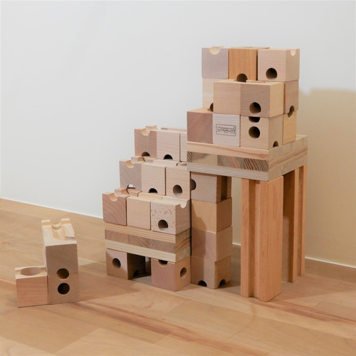キュボロ おたすけブロック 知育玩具 ムズかしいをたのしく キュボロ おたすけブロック 知育玩具 ムズかしいをたのしく