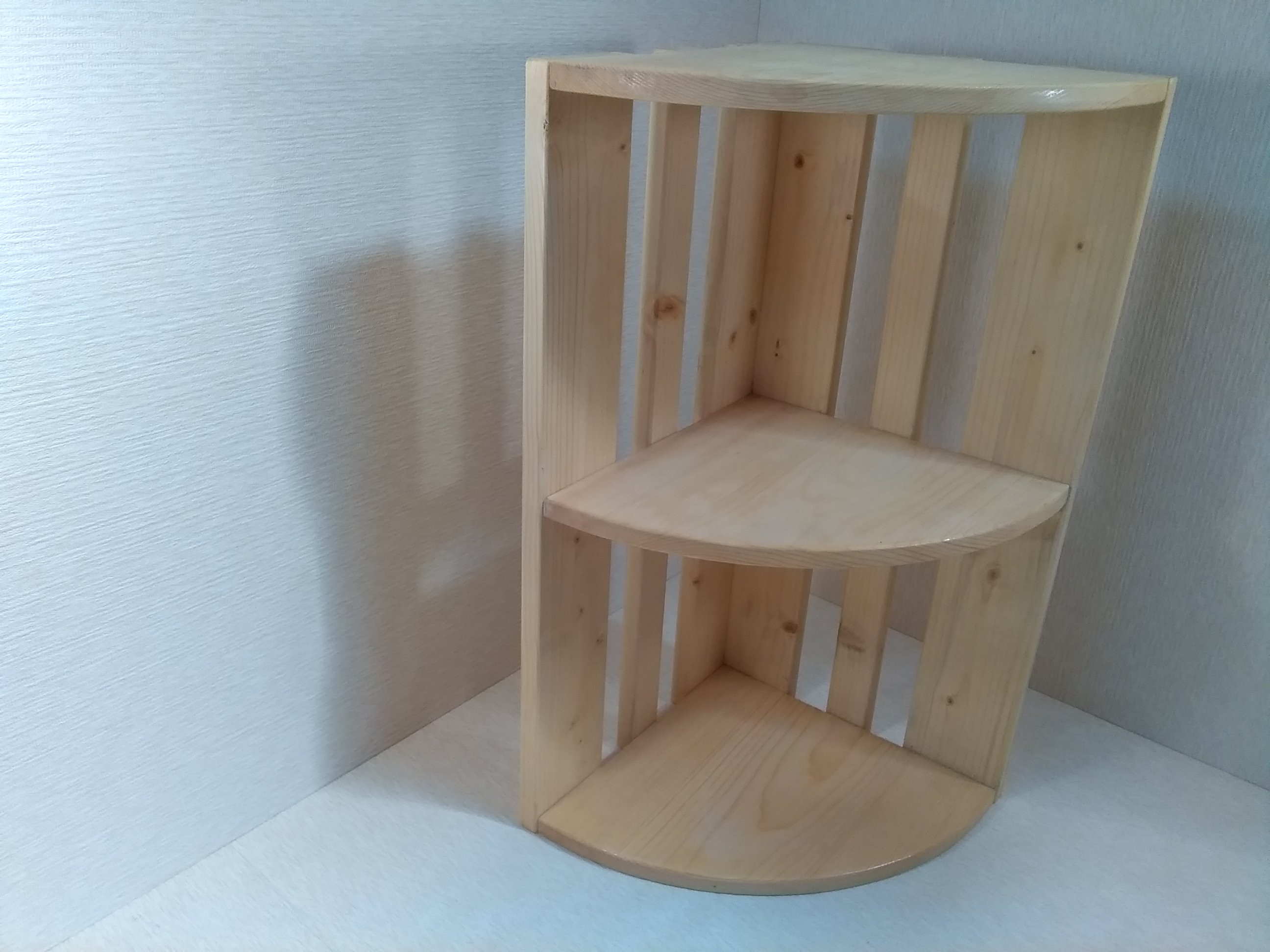 コーナーシェルフorブックシェルフ