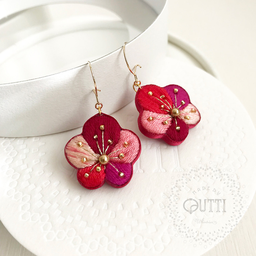 1点品】14KGF/和風刺繍: '頬咲 -Hohoemi' P/E #紅色 -ﾋﾟｱｽ