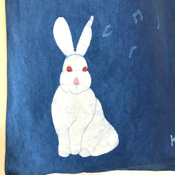 藍染め　ロウケツ染　ライトキャンパス地バッグ　ウサギとトランペット 4枚目の画像