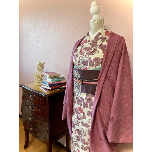 新古品> オリジナル羽織物風マーガレット / 紬地ローズ絣風 新古品> オリジナル羽織物風マーガレット / 紬地ローズ絣風