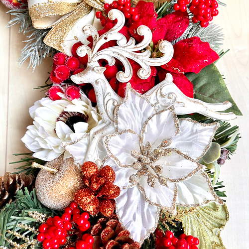 クリスマスリース✨ベル付き✨フラワーリース大✨造花 キラキラ☆赤いピオニーとリボンのクリスマスベルリース 特大