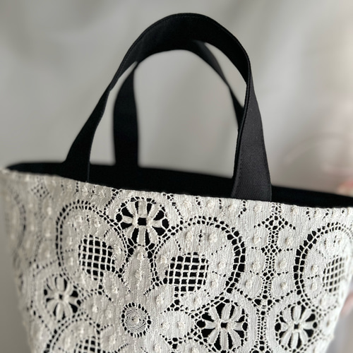 アンティークレーストートバッグ 黒リネン*アンティークレース*トートバッグ | iichi 日々の