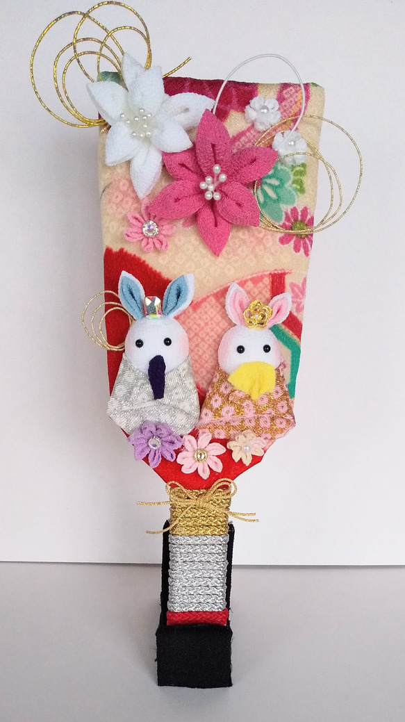 ひな祭り*つまみ細工*羽子板*うさぎ雛*台つき*水引飾り ひな祭り*つまみ細工*羽子板*うさぎ雛*台つき*水引飾り