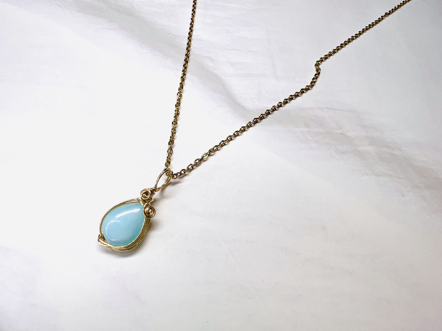 ブルーオパール〈14KGFワイヤーラップ〉