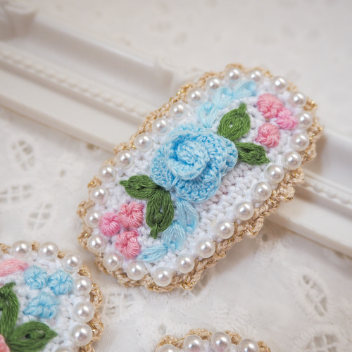 かぎ針編み クラシカルなバラのヘアピン(全5色) ヘアアクセサリー