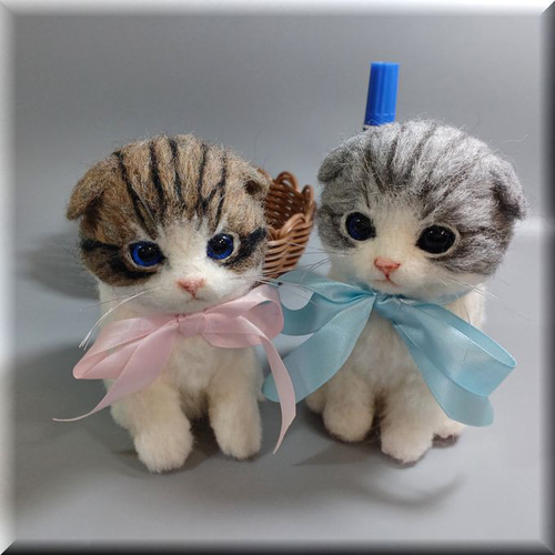 送料無料の通販 羊毛フェルト 猫 籠入り仲良し子猫ちゃん スコティッシュ 羊毛フェルト