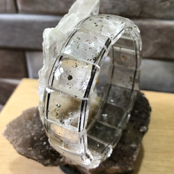 天然高品黃銅礦手排 Chalcopyrite in Quartz crystal キャルコパイライトバングル 第1張的照片