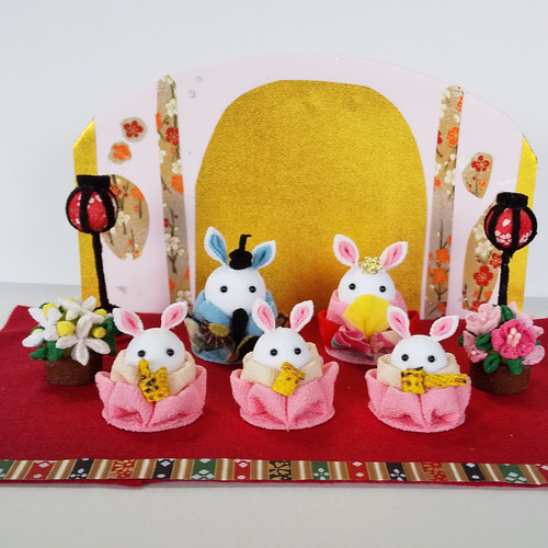 ひな祭り*うさぎ雛*つまみ細工*お内裏様*お雛様*三人官女 ひな祭り*うさぎ雛*つまみ細工*お内裏様*お雛様*三人官女