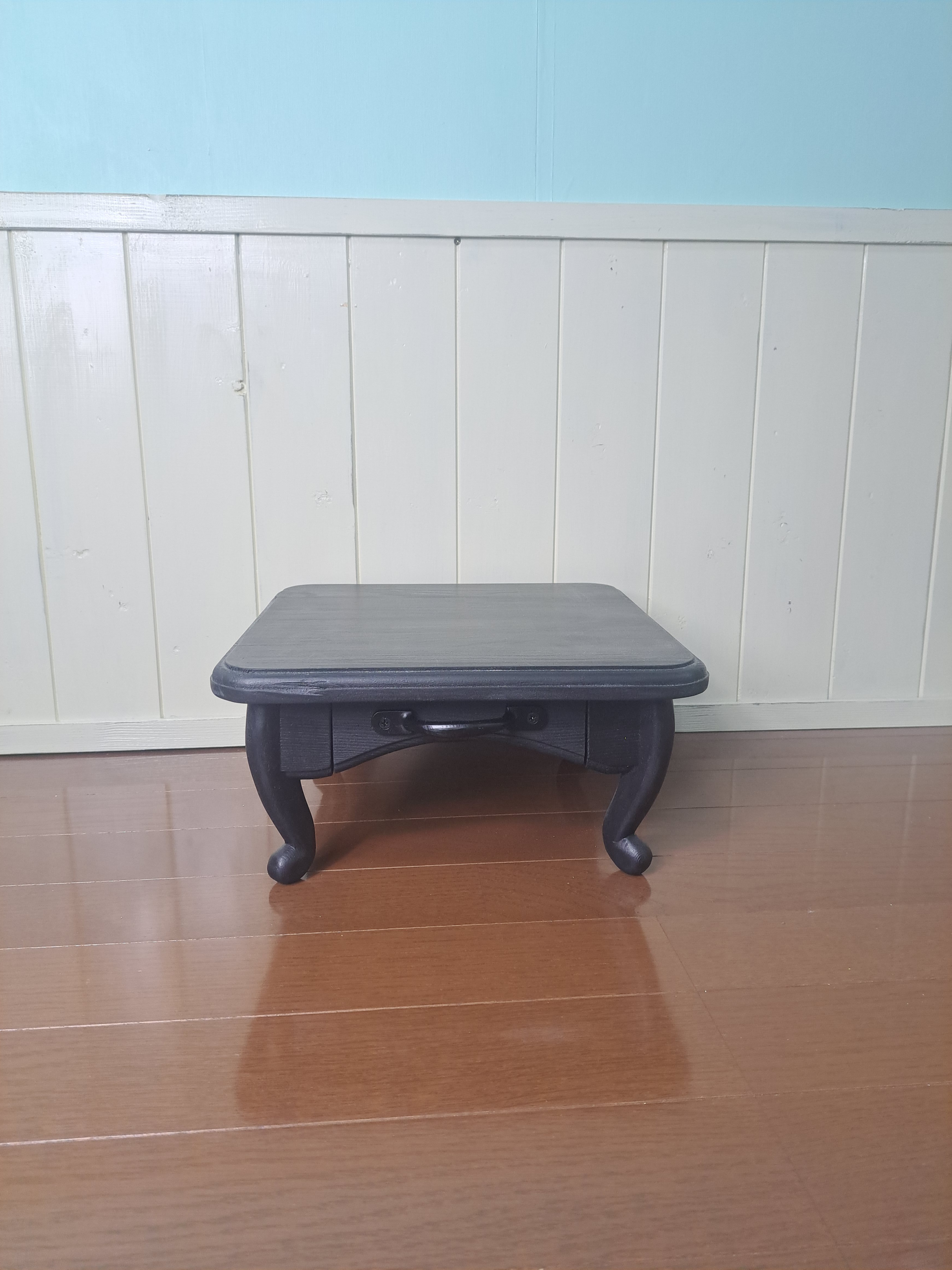 黒猫足テーブル