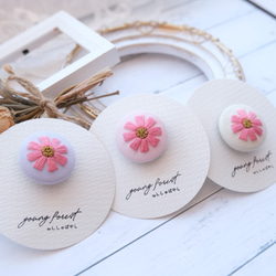 バラ刺繍パッチンピン♡むらさき バラ刺繍パッチンピン♡むらさき 薔薇刺繍と花柄のぱっちんピン